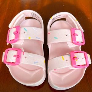 Size 5 toddler Cat & Jack sandals